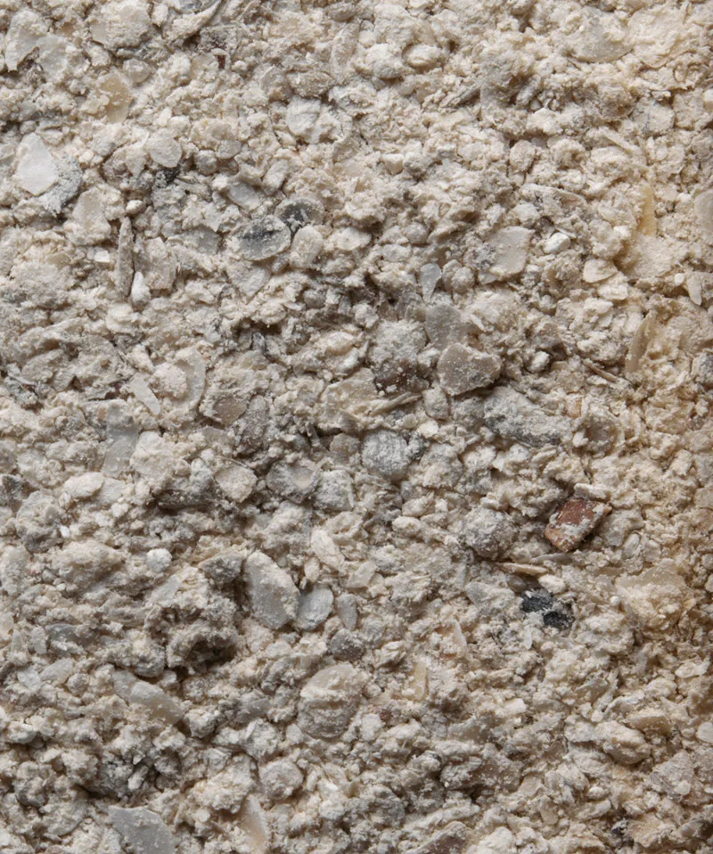Orlux Mineral Mix von Versele Laga ist eine ausgewogene Mischung von Kalk, Phosphor, feinem Austerngrit, Magenkiesel und Seetang. Besonders geeignet für Kanarien, Exoten und Waldvögel, Wellensittische, Großsittiche und Papageien, Exotische Tauben und Rass